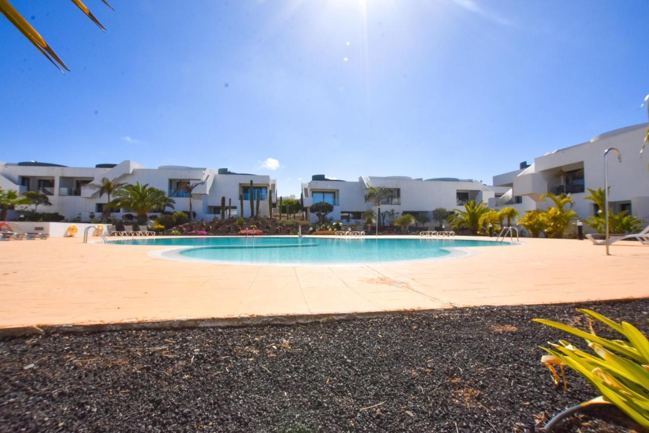 Book Jet - Costa Dream Apartment La Oliva Exteriör bild
