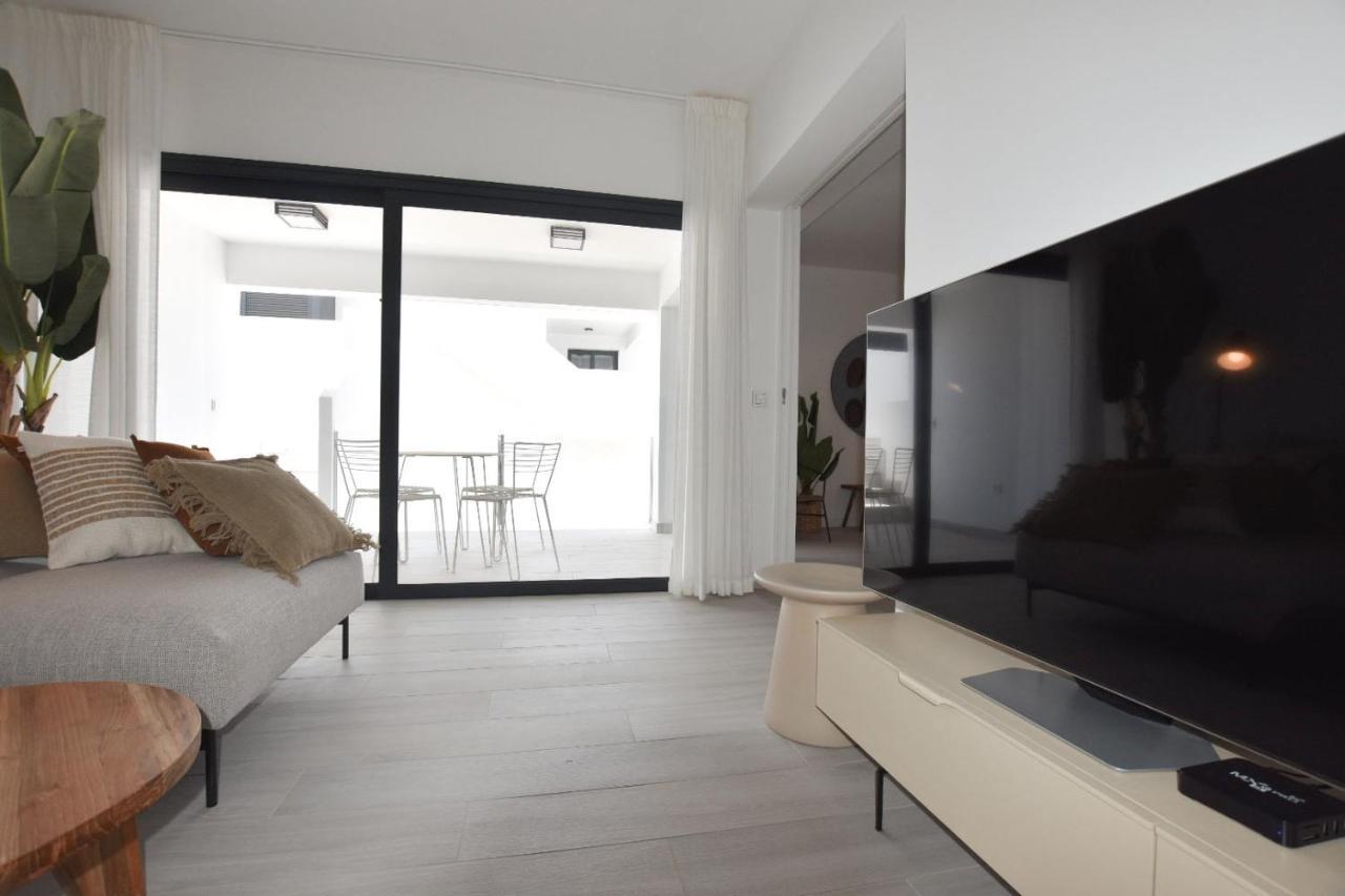 Book Jet - Costa Dream Apartment La Oliva Exteriör bild